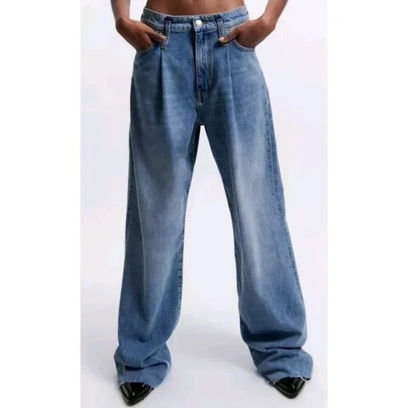 Zara Caia Relaxed Fit Front Pleat Wide Leg High Waist Jeans SZ 12 - Picture 2 of 9
